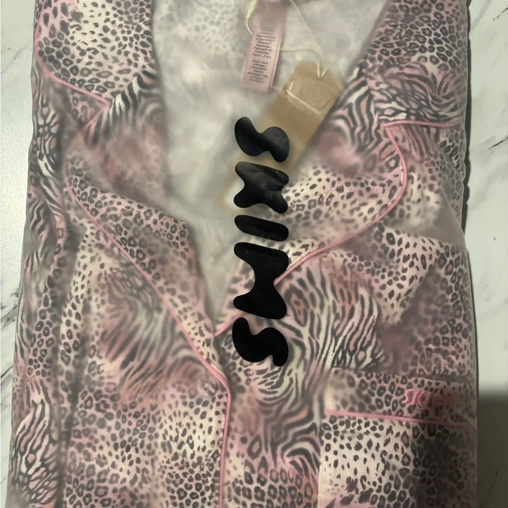 SKIMS Long Sleeve Pajama Set Bloom Animal Print NWT / SIZE XL - Picture 7 of 7